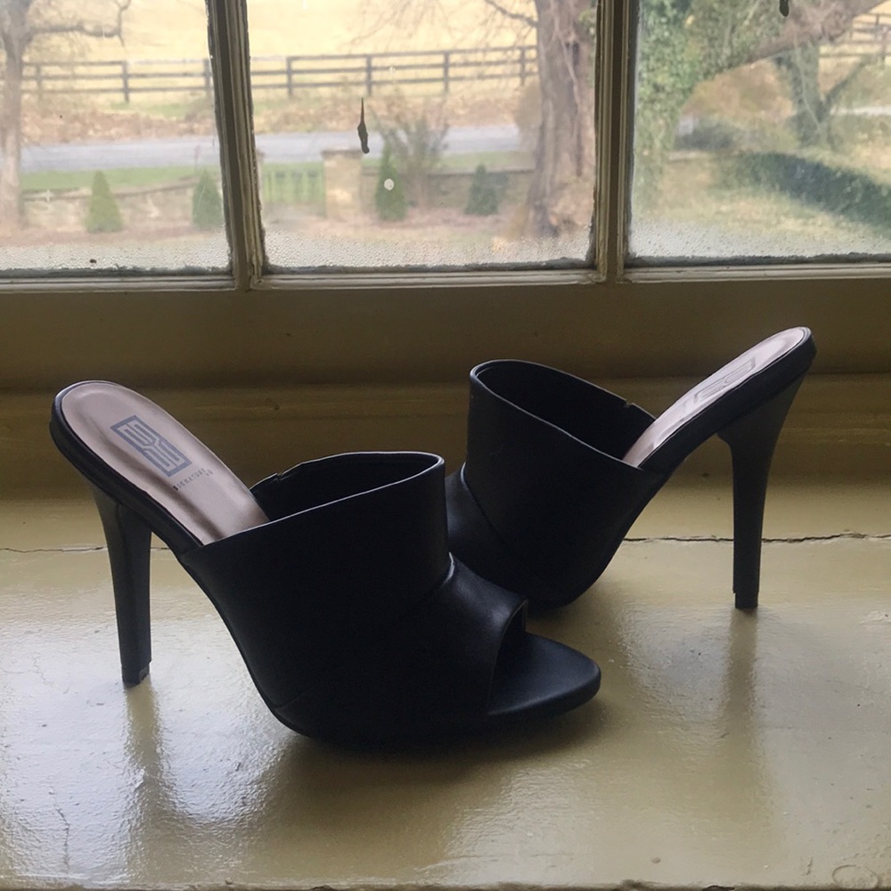 Brand new black mule peep toe pumps